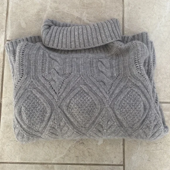 Magaschoni Cashmere Wool Blend Knit Turtleneck - Picture 12 of 12